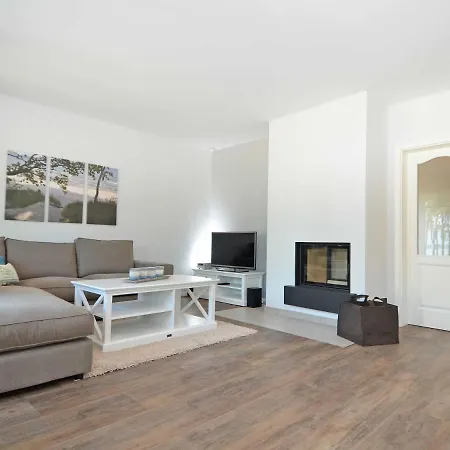 Reethus Am - Haushaelfte 1 Mit Kamin, Sauna