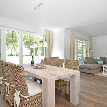 Reethus Am - Haushaelfte 1 Mit Kamin, Sauna * Lobbe