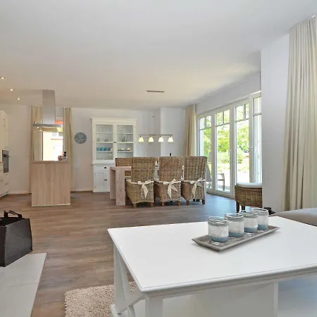 Reethus Am - Haushaelfte 1 Mit Kamin, Sauna Villa Lobbe