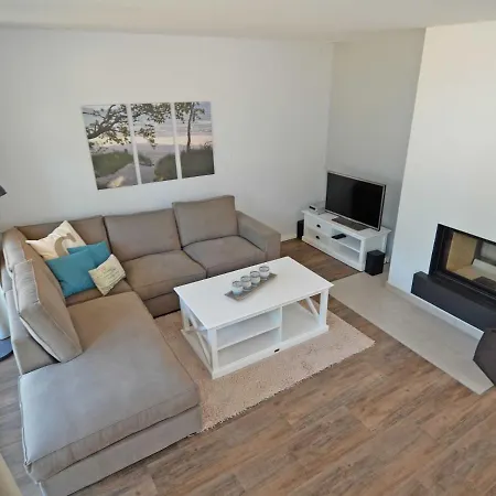 Reethus Am - Haushaelfte 1 Mit Kamin, Sauna Villa *