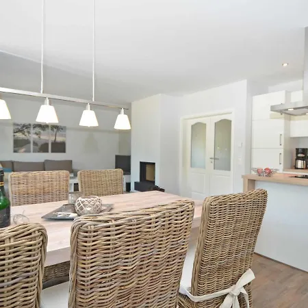 Reethus Am - Haushaelfte 1 Mit Kamin, Sauna Villa