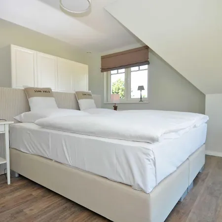 Reethus Am - Haushaelfte 1 Mit Kamin, Sauna Villa