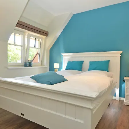 Reethus Am - Haushaelfte 1 Mit Kamin, Sauna Villa