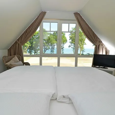 펜션 Reethus Am - Haushaelfte 1 Mit Kamin, Sauna 로베