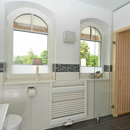 Reethus Am - Haushaelfte 1 Mit Kamin, Sauna 로베