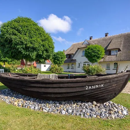 Reethus Am - Haushaelfte 1 Mit Kamin, Sauna 펜션 *