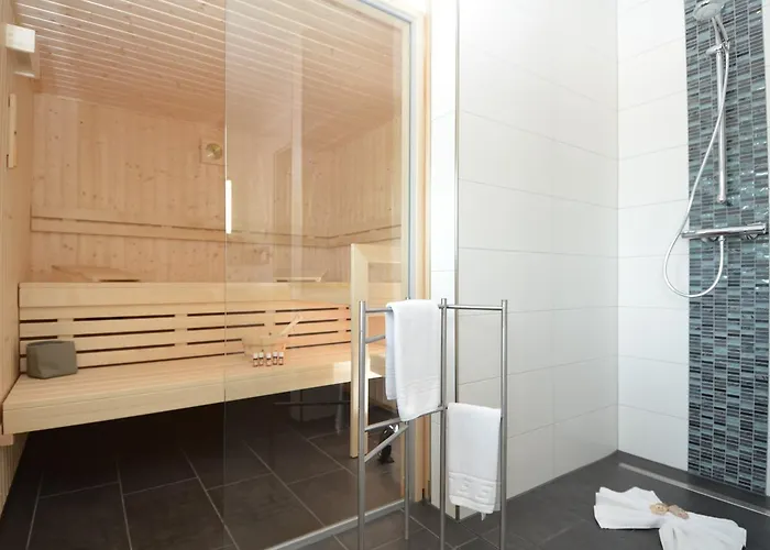 Вилла Reethus Am - Haushaelfte 1 Mit Kamin, Sauna